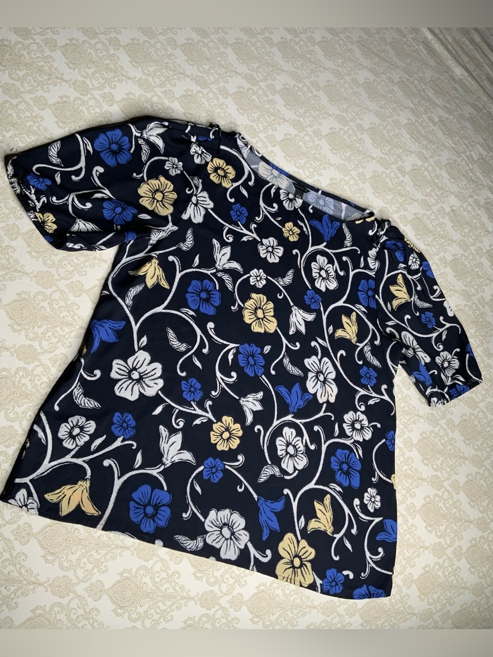 Ann Taylor Floral Boatneck Blouse Women’s Large